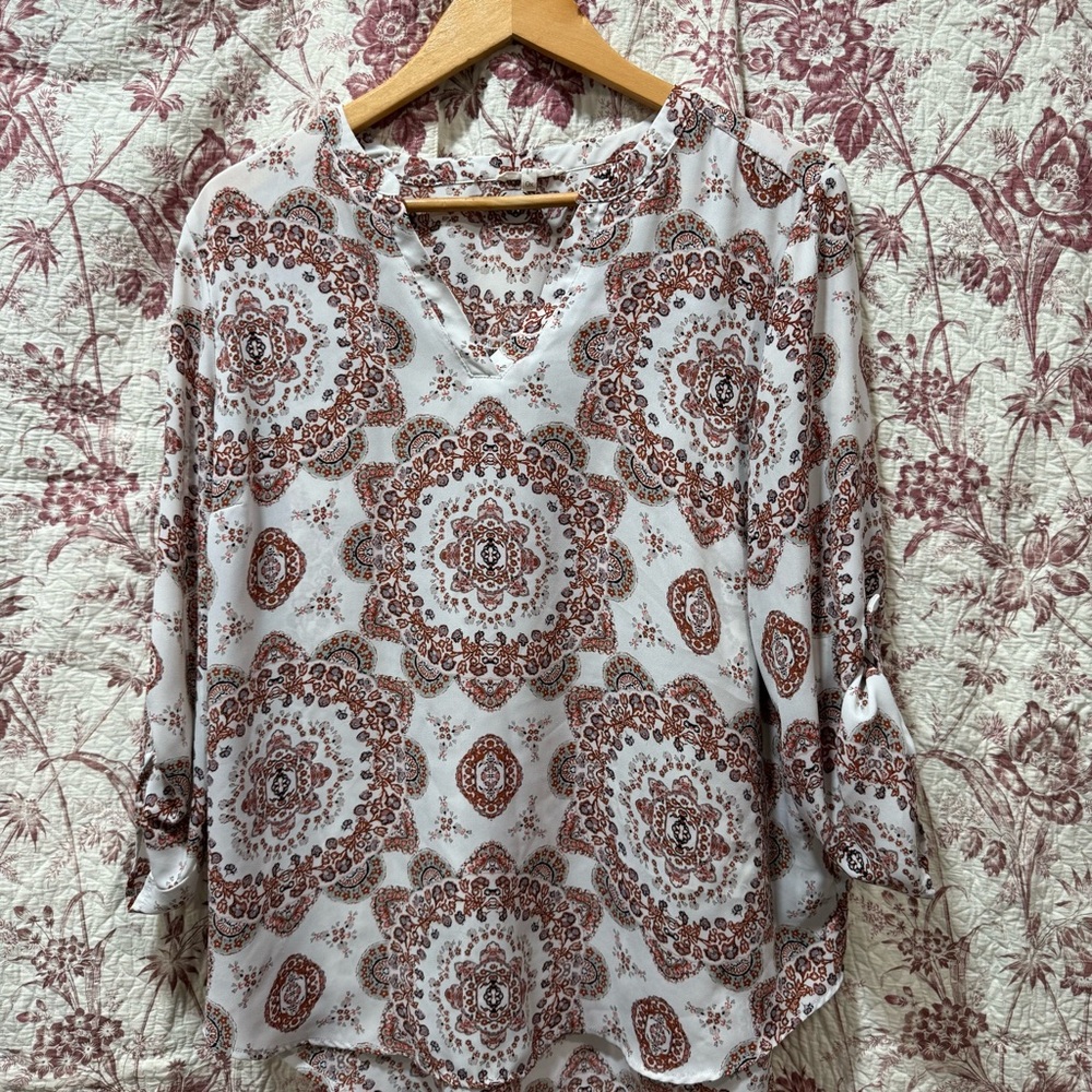 Maurices Boho Medallion Print Blouse White & Rust Size 0X